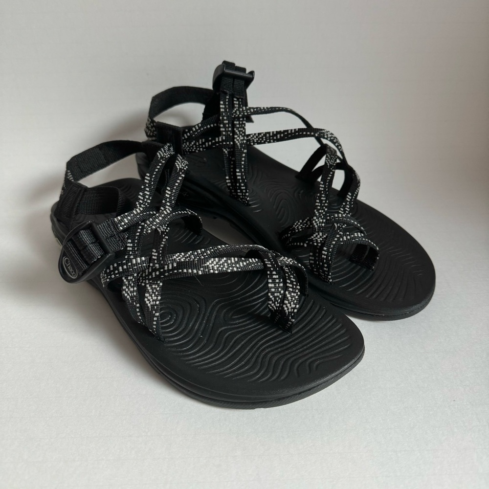 Women’s Black and White Patterned Z/Volv X2 Sandals Size 10